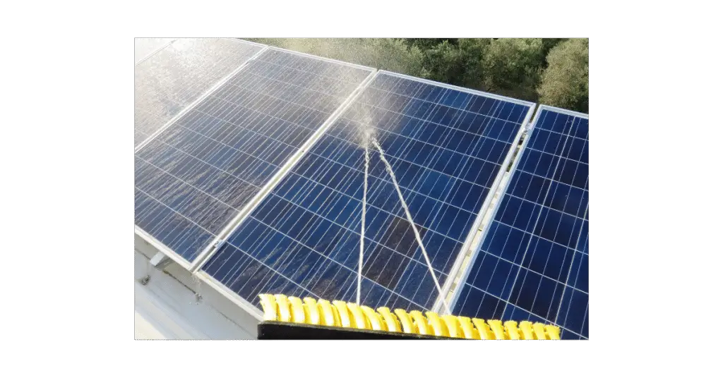 Solar Panels Cleaning