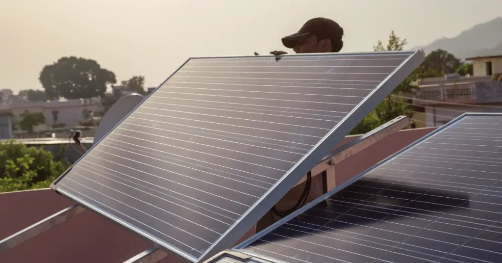 how to mount solar panels on a roof 4