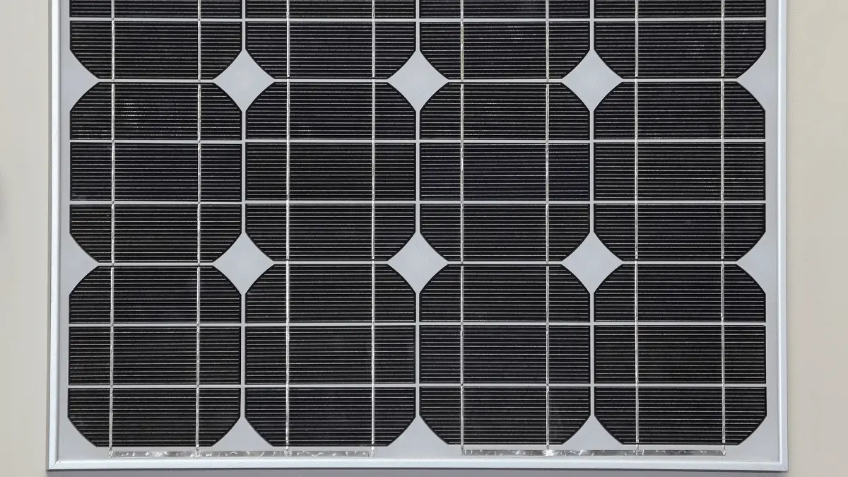 Monocrystalline solar panel