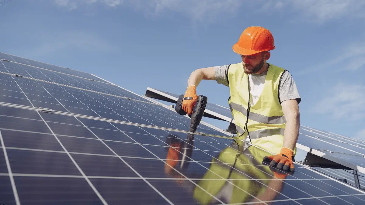 Solar installer using a cordless drill
