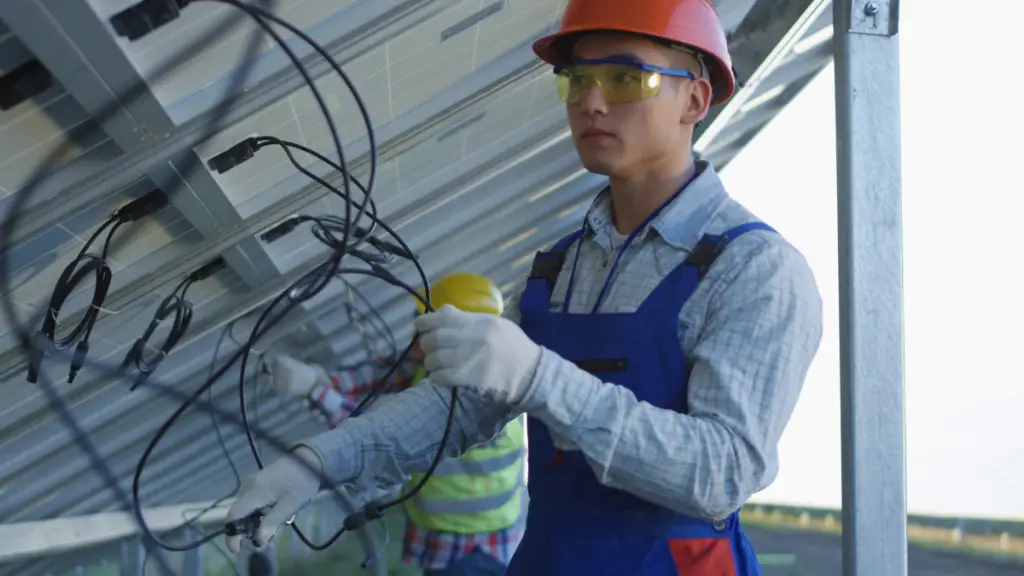 solar wire connected to pv array(3)